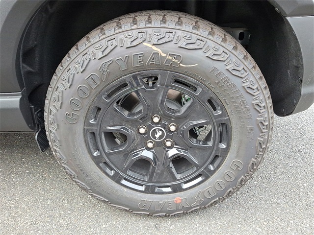 2025 Ford Bronco Sport Outer Banks photo 3