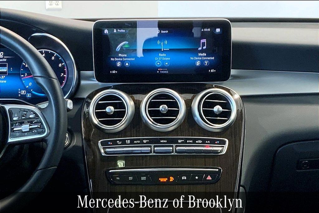 2021 Mercedes Benz GLC 300 4MATIC photo 6