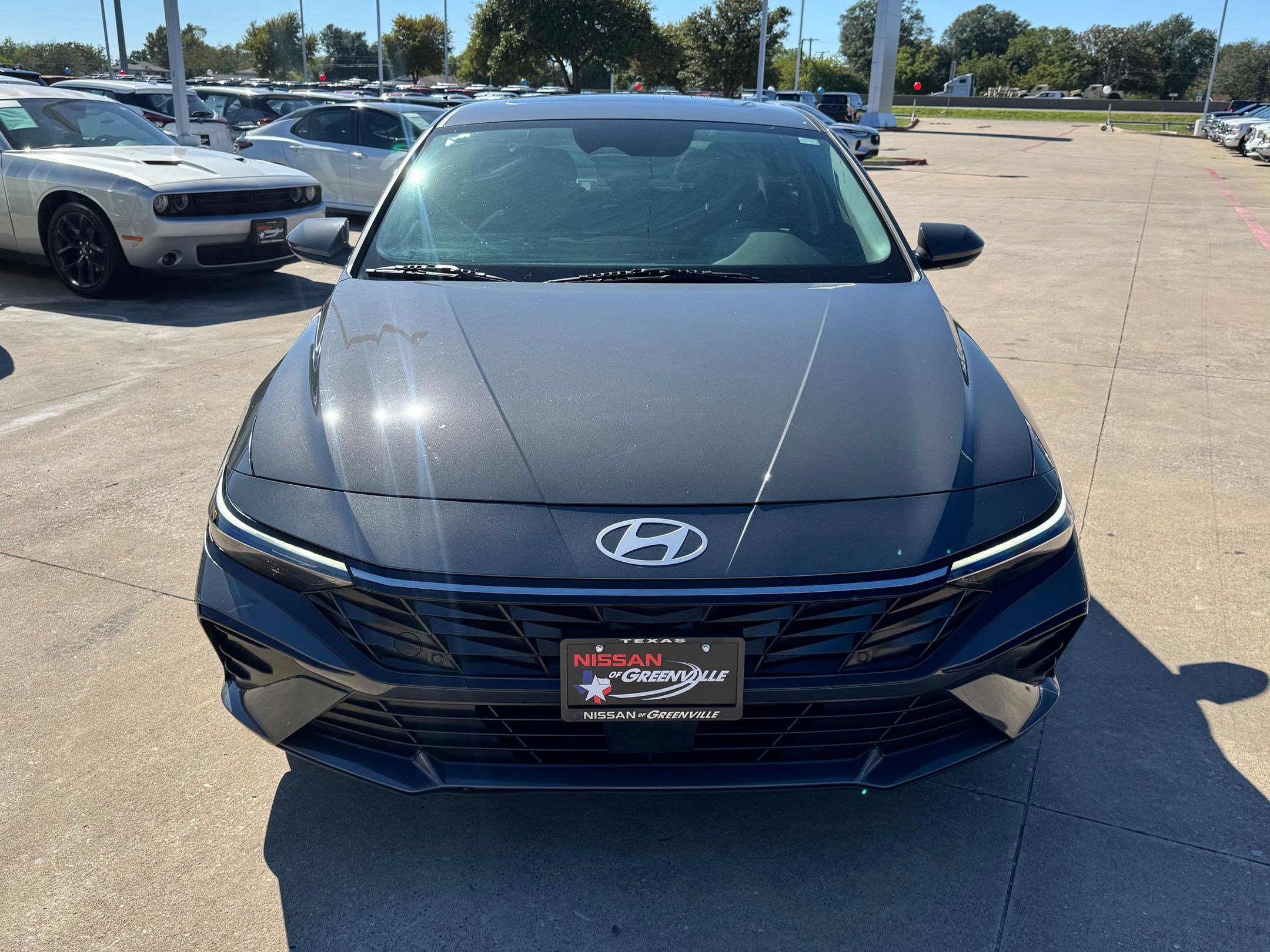 2025 Hyundai Elantra SEL Convenience photo 5