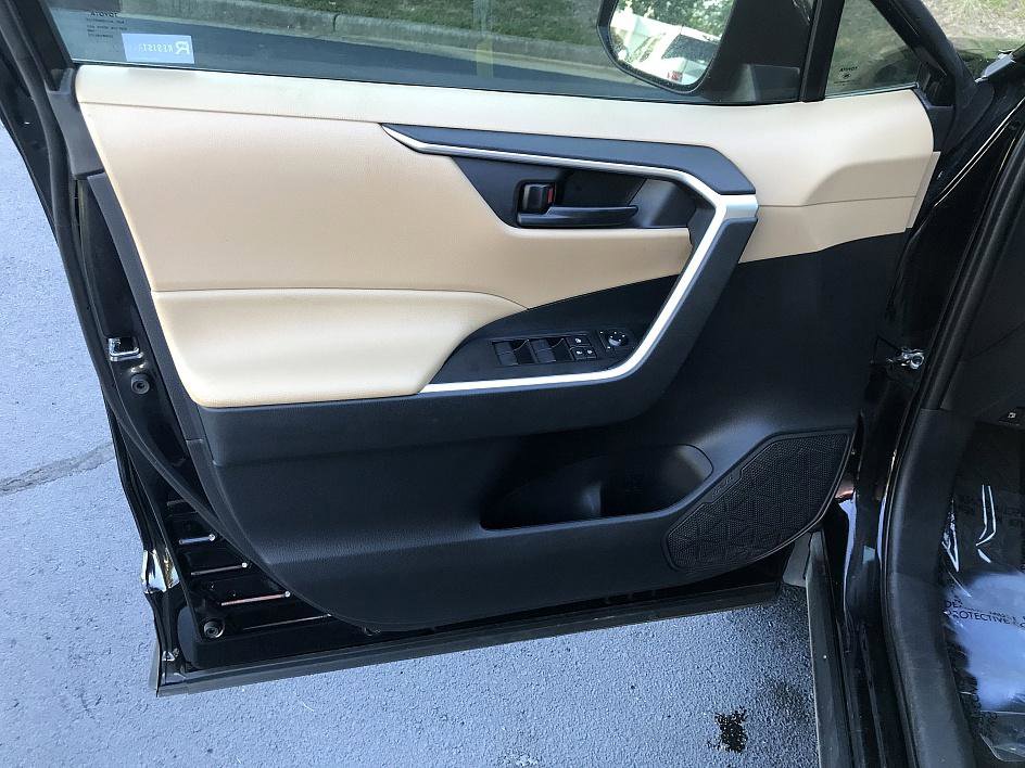 2024 Toyota RAV4 Hybrid LE photo 15