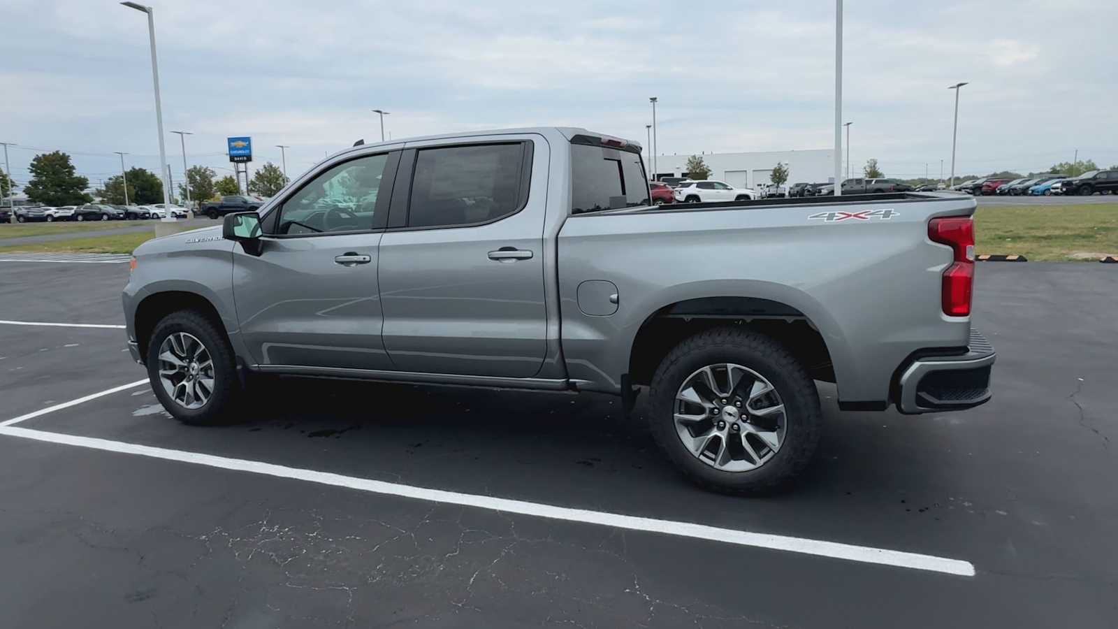 2026 Chevrolet Silverado 1500 RST photo 5