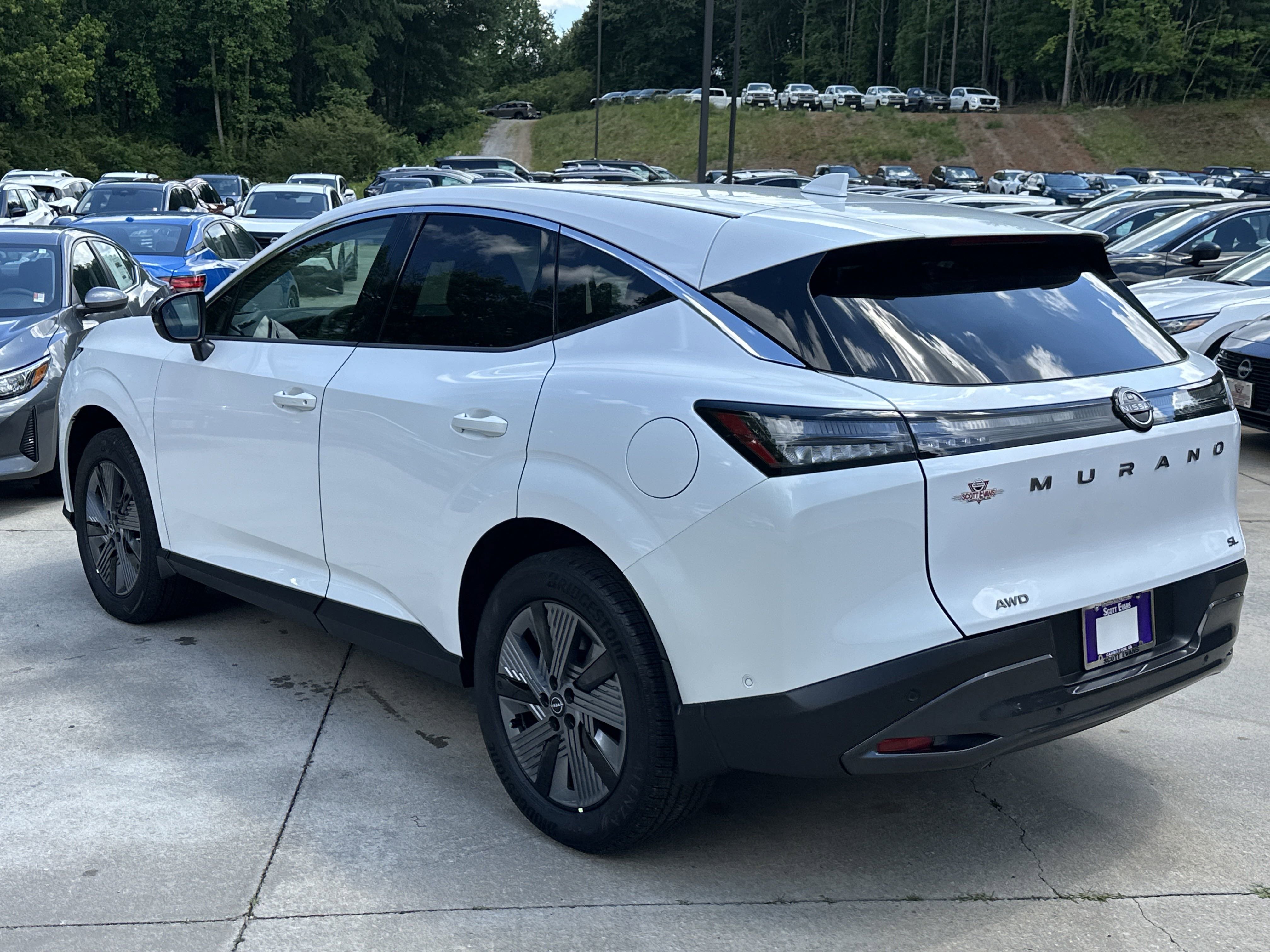 2025 Nissan Murano SL photo 4