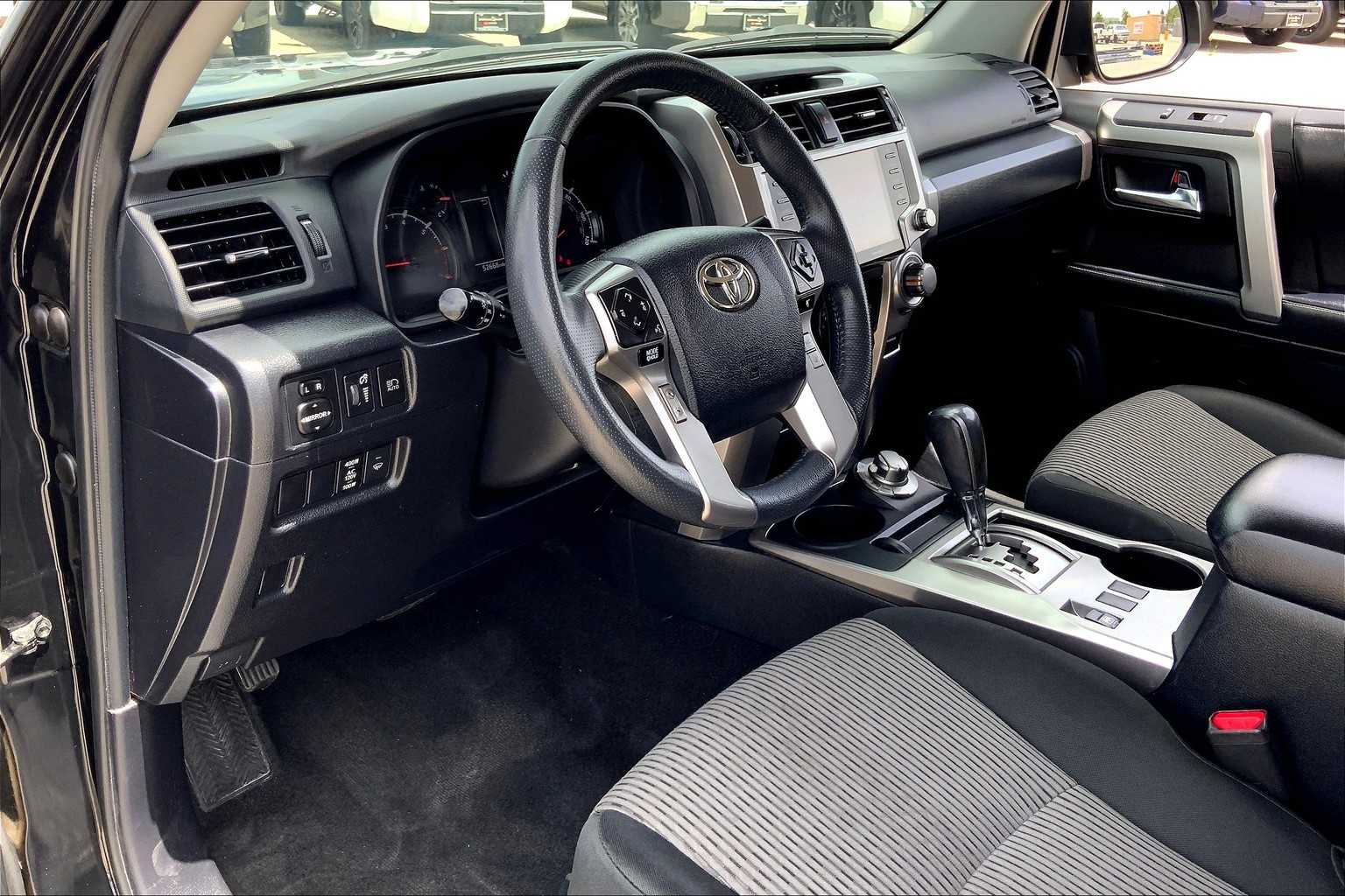2023 Toyota 4Runner SR5 photo 16