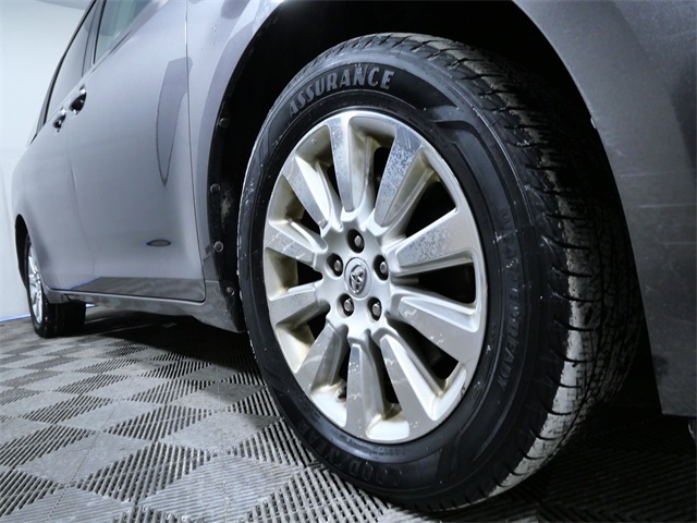 Used 2011 Toyota Sienna XLE with VIN 5TDDK3DC3BS010426 for sale in Apple Valley, Minnesota