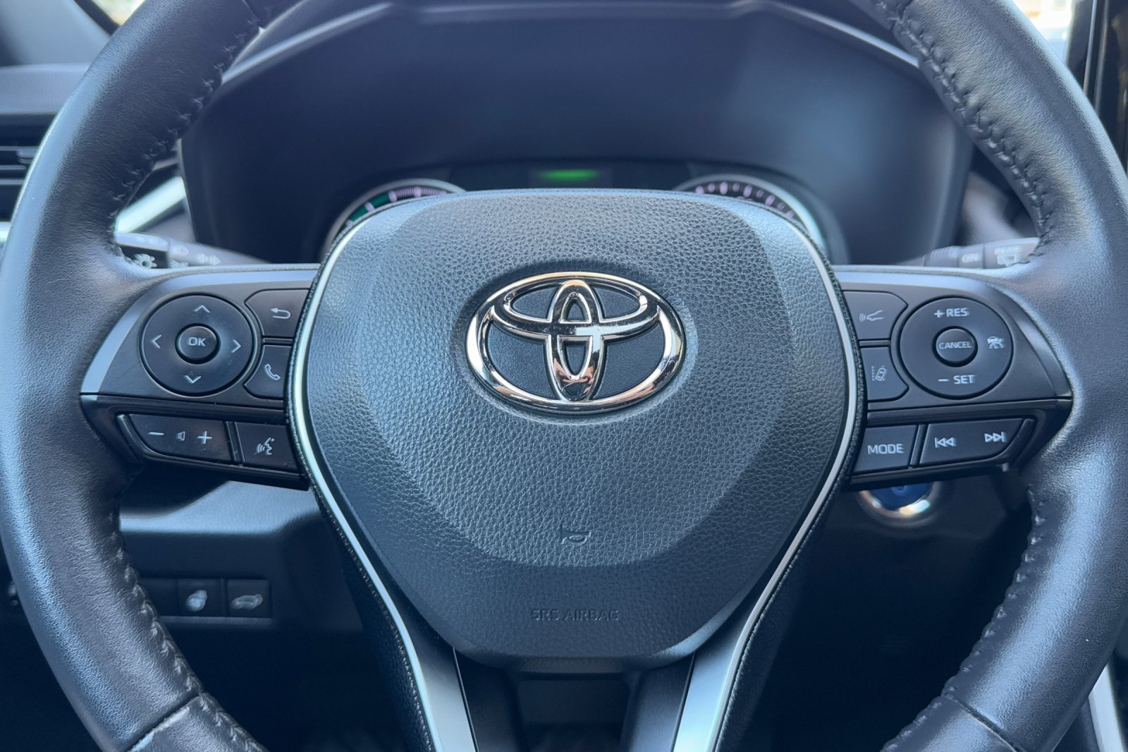 2022 Toyota RAV4 Hybrid SE photo 14
