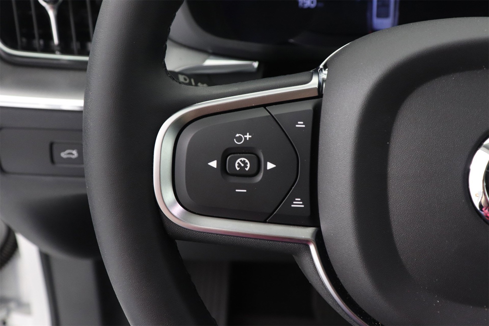 2024 Volvo XC60 Core YV4L12RK2R1819364 Pasadena, CA