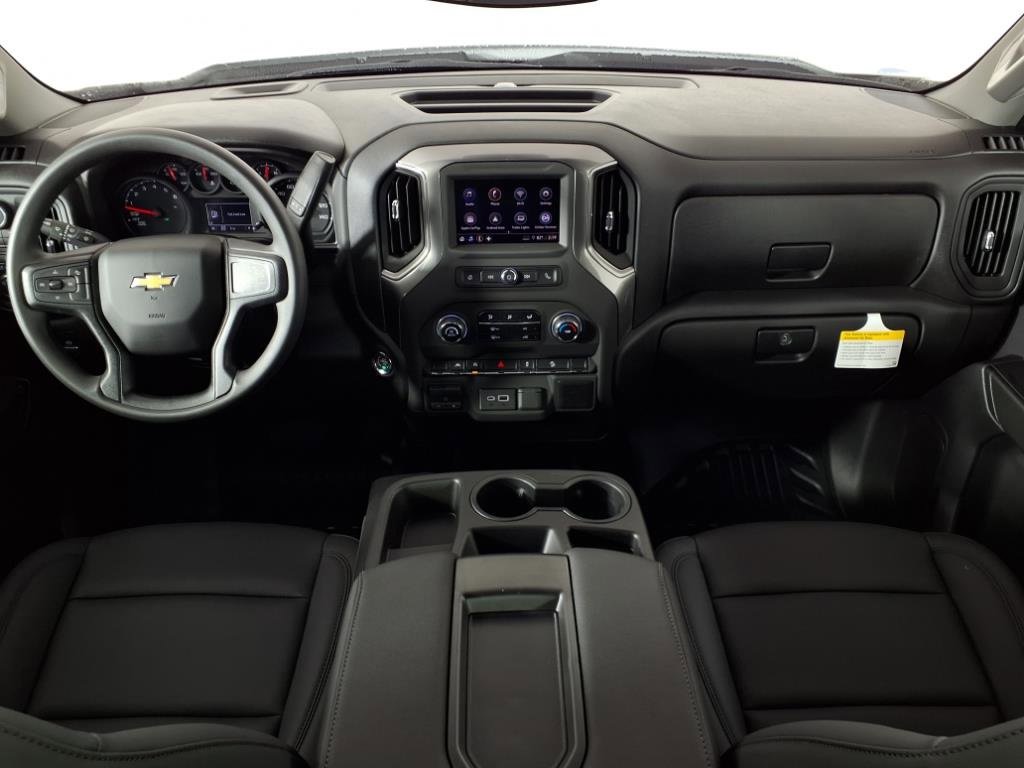 2025 Chevrolet Silverado 1500 photo 3