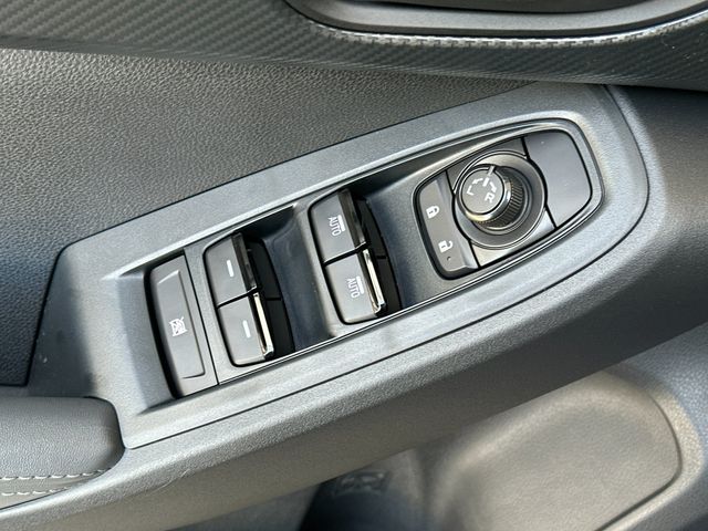 2025 Subaru Crosstrek Premium photo 12