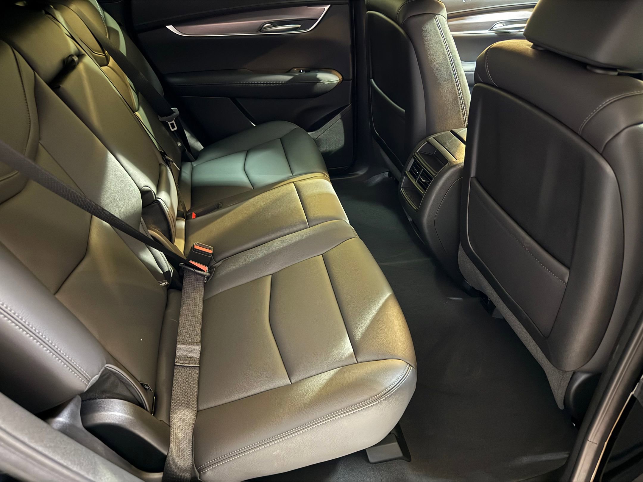 2025 Cadillac XT5 Luxury photo 40