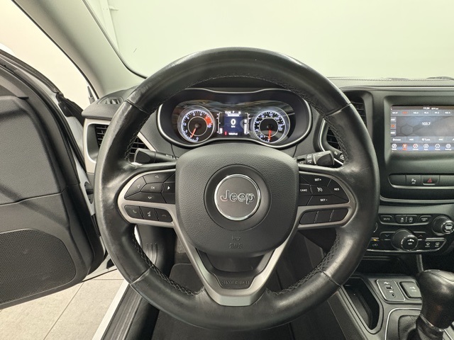 2019 Jeep Cherokee Latitude photo 15