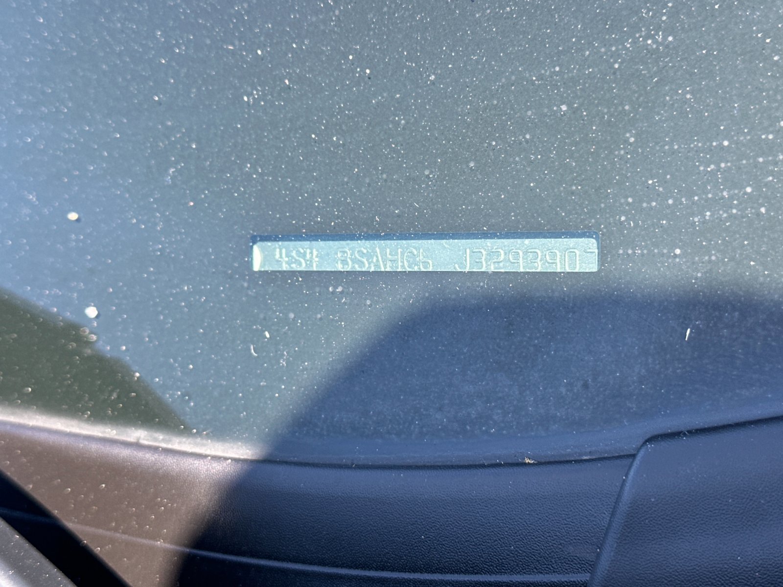 2018 Subaru Outback 2.5i Premium photo 2