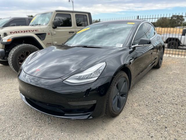 2018 Tesla Model 3 Long Range photo 3
