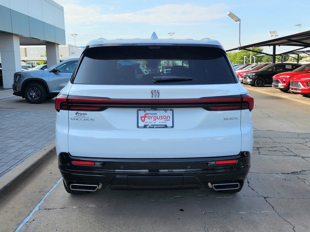 2026 Buick Enclave Sport Touring photo 3