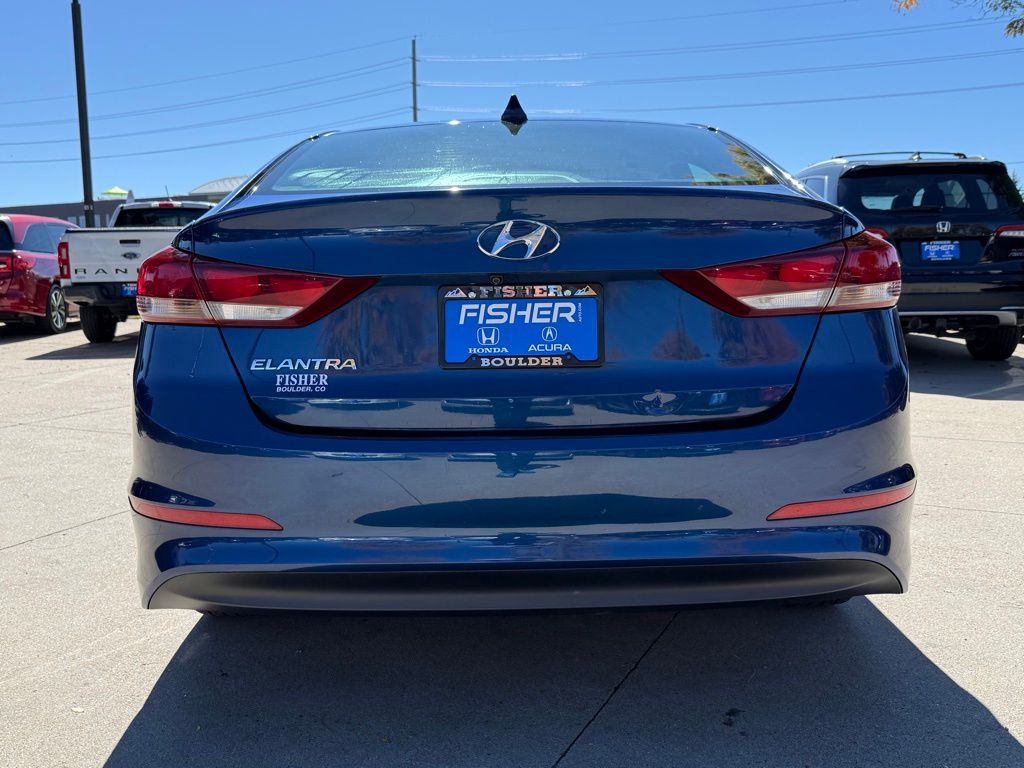 2017 Hyundai Elantra SE photo 3