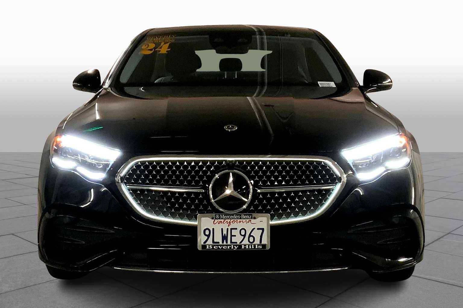 2024 Mercedes Benz E 350 4MATIC photo 3