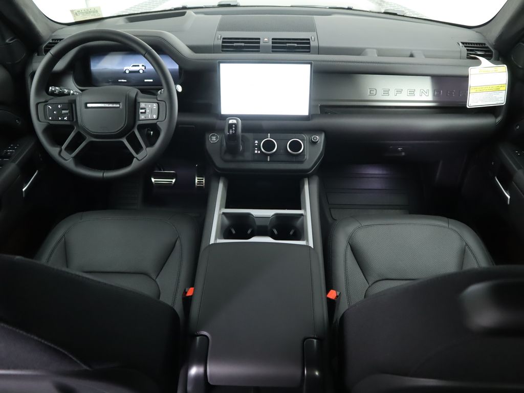 2025 Land Rover Defender 110 X photo 13