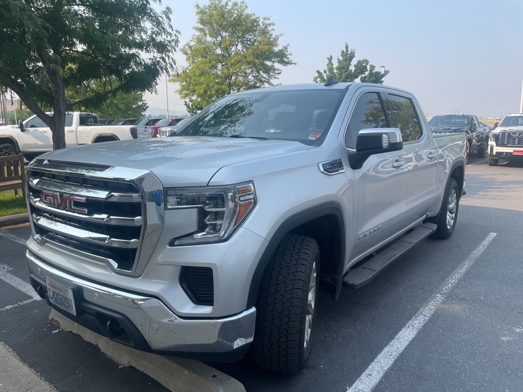 2020 Gmc Sierra SLE photo 2