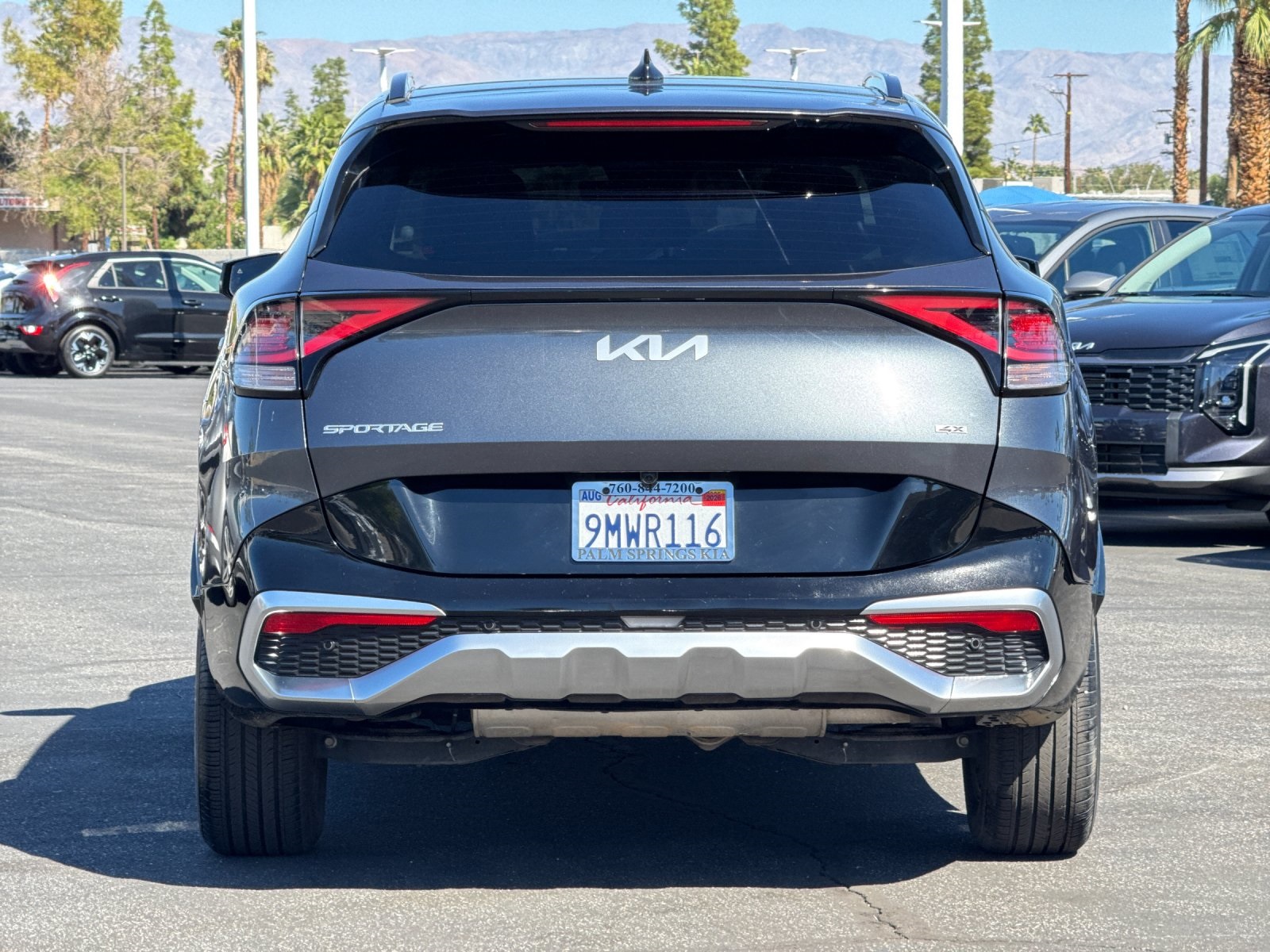 2023 Kia Sportage SX photo 4