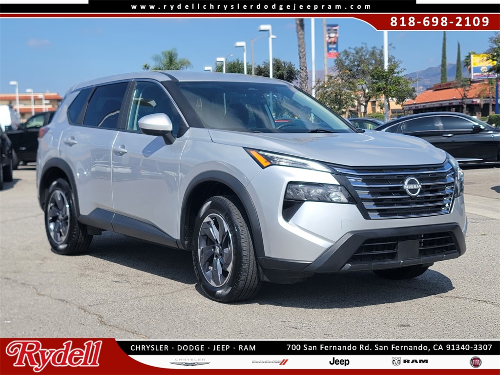 2024 Nissan Rogue SV
