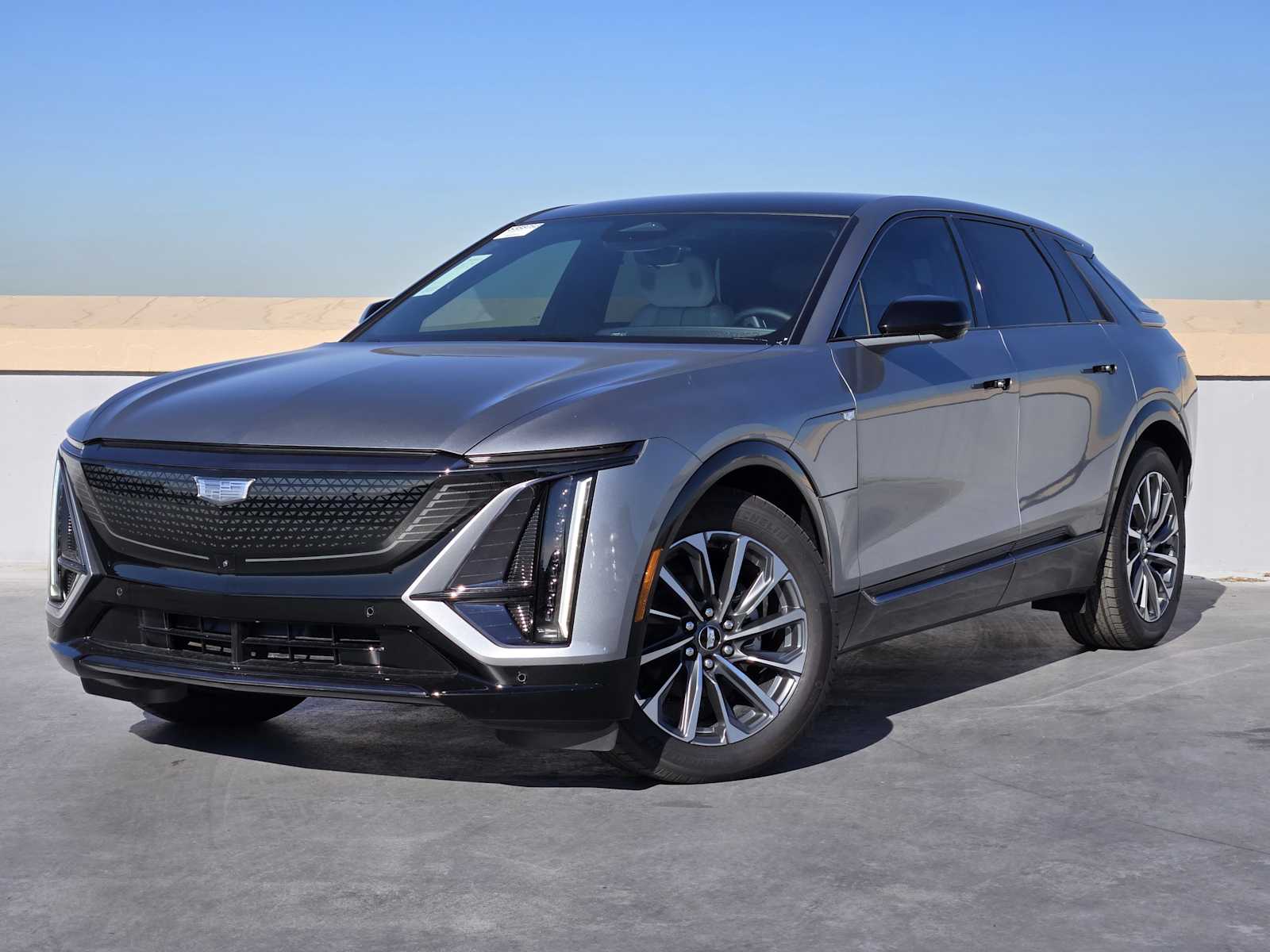 2025 Cadillac LYRIQ Sport 2's photo