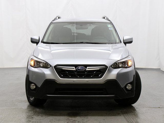 2023 Subaru Crosstrek Premium photo 3