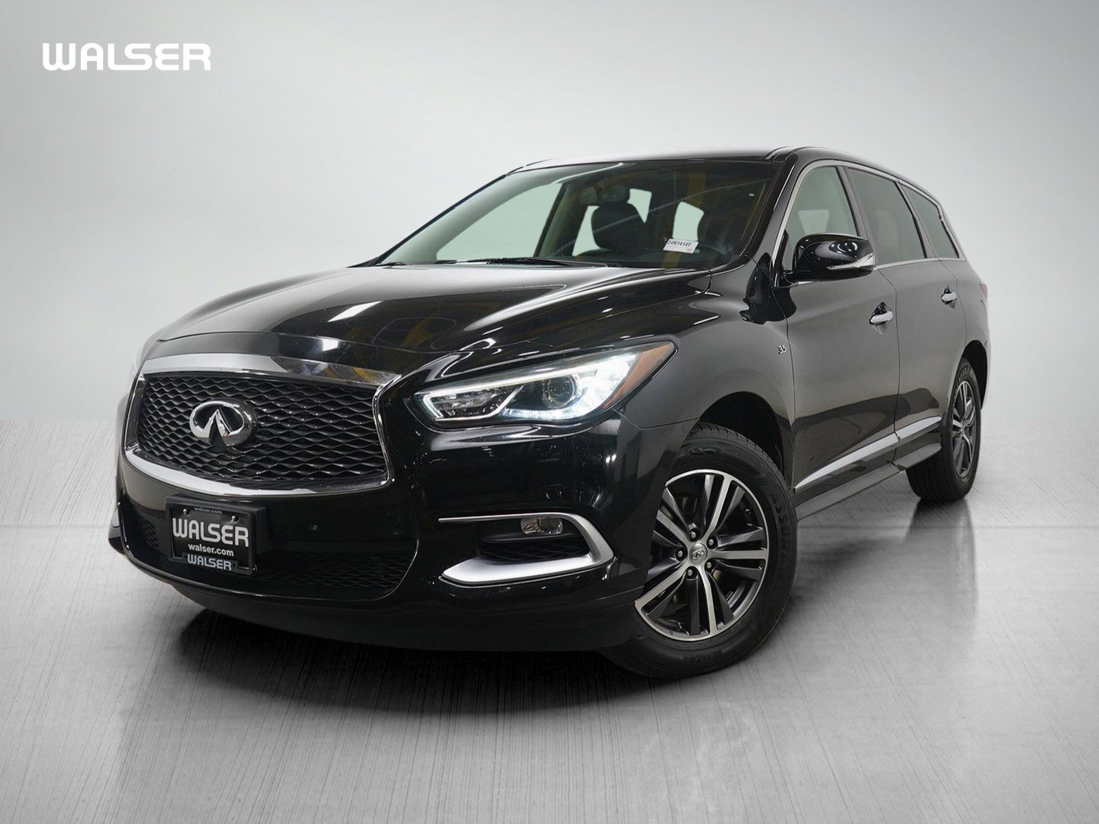 2016 INFINITI QX60 Base