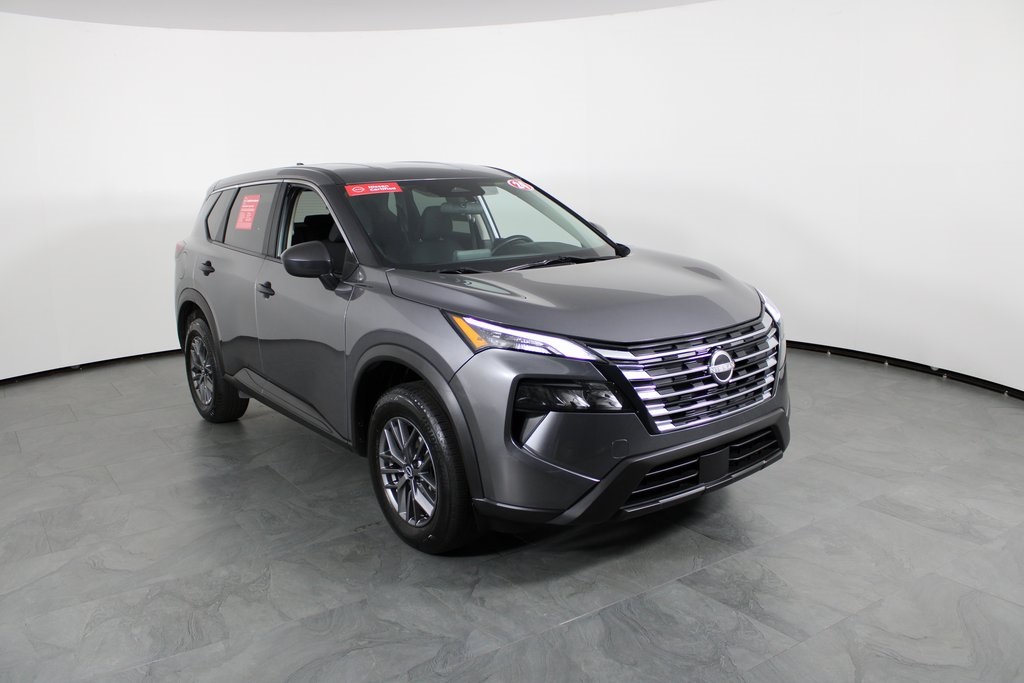 2024 Nissan Rogue S photo 4