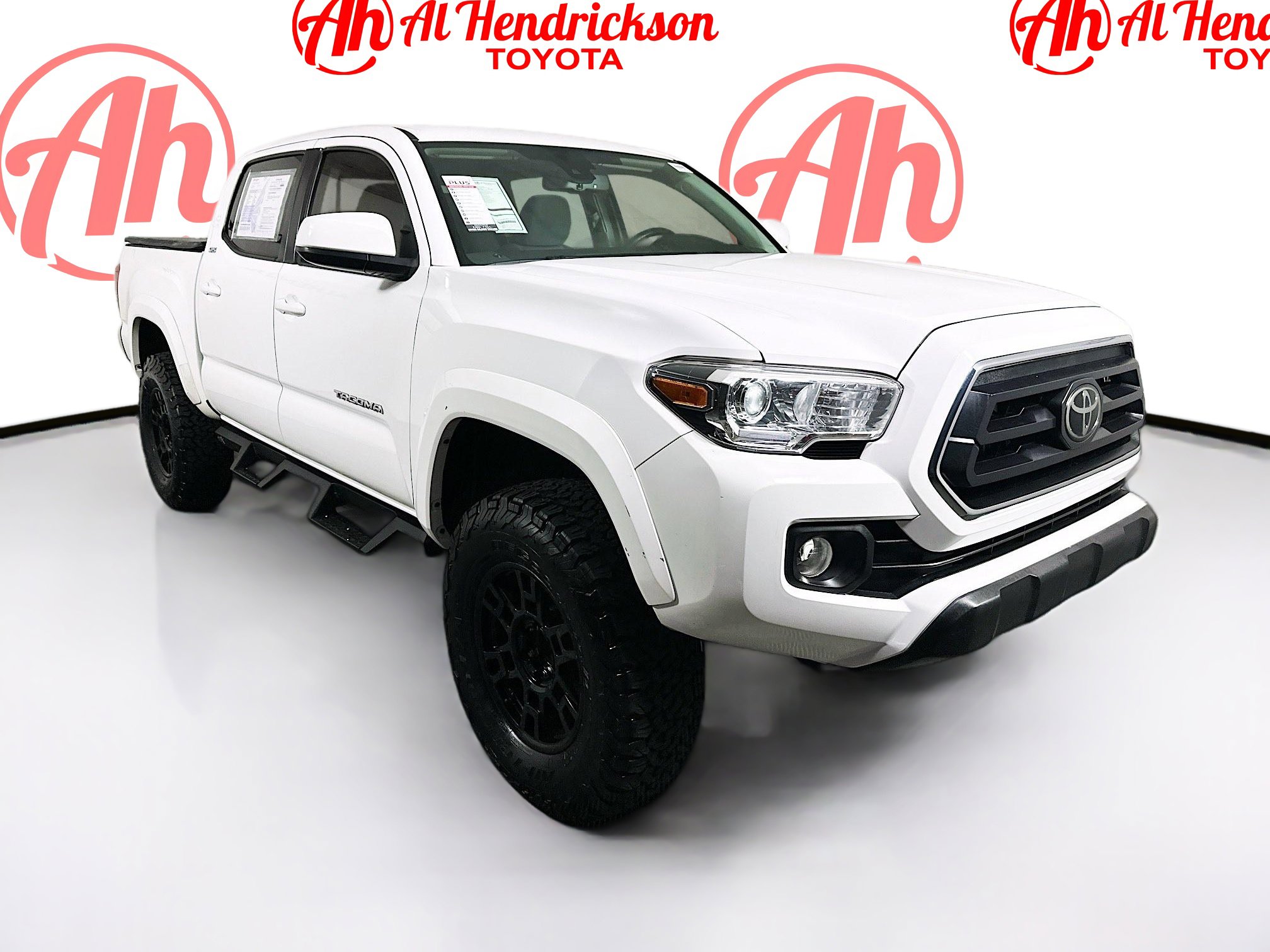 2021 Toyota Tacoma SR5's photo