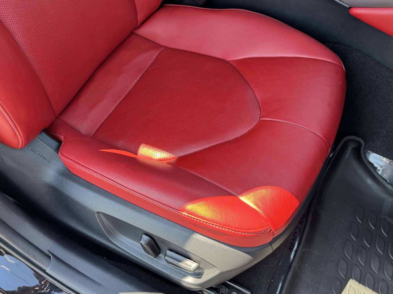 2021 Toyota Camry XSE photo 8