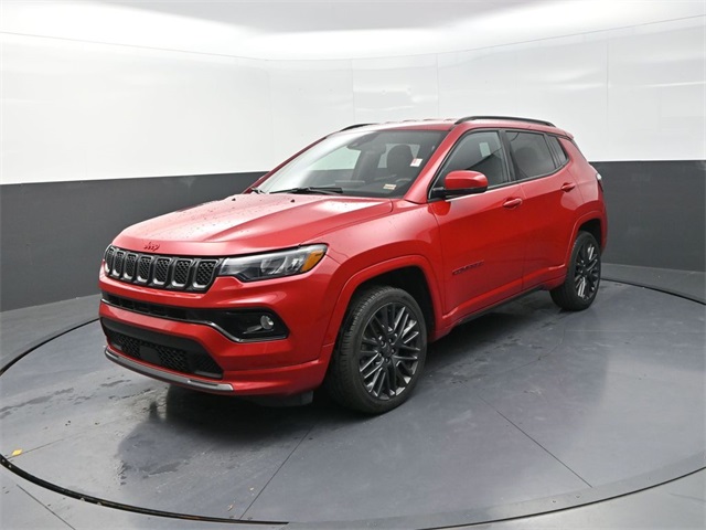 2023 Jeep Compass Limited photo 2