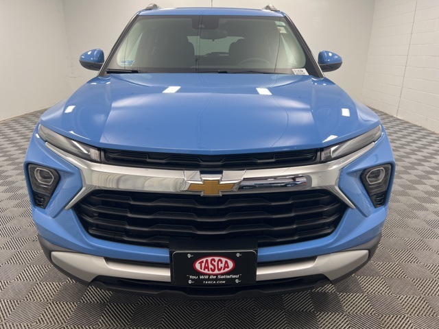 2024 Chevrolet Trailblazer LT photo 3