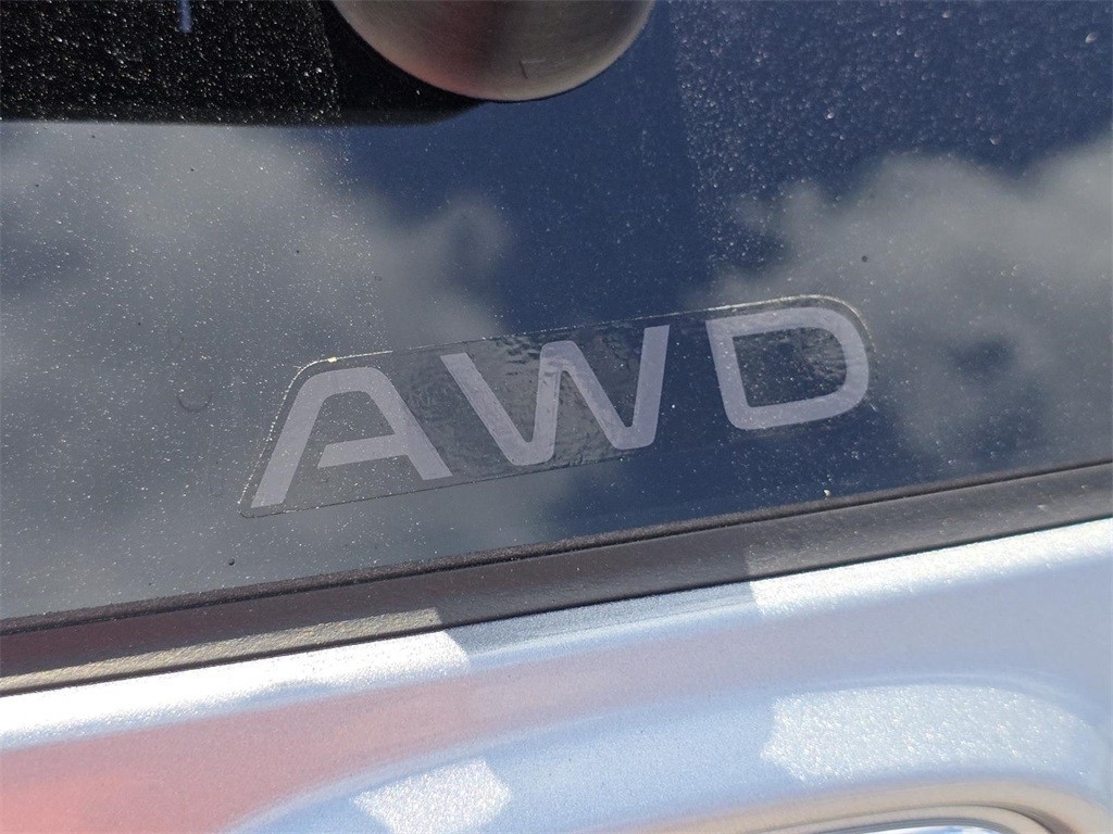 2026 Honda CR-V Hybrid Sport-L photo 12