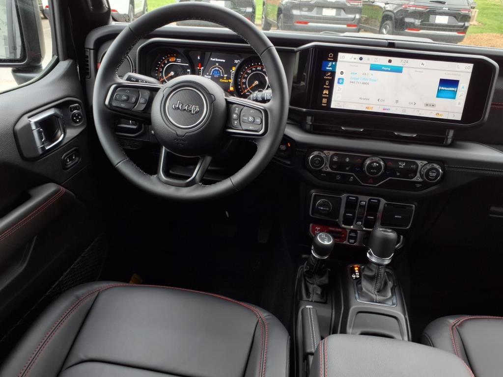 2025 Jeep Wrangler Rubicon photo 23