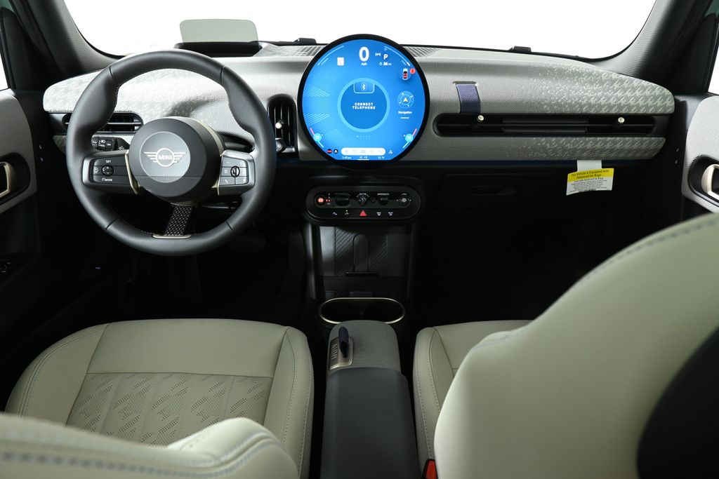 2026 Mini Cooper 4 Door Hardtop Signature photo 2