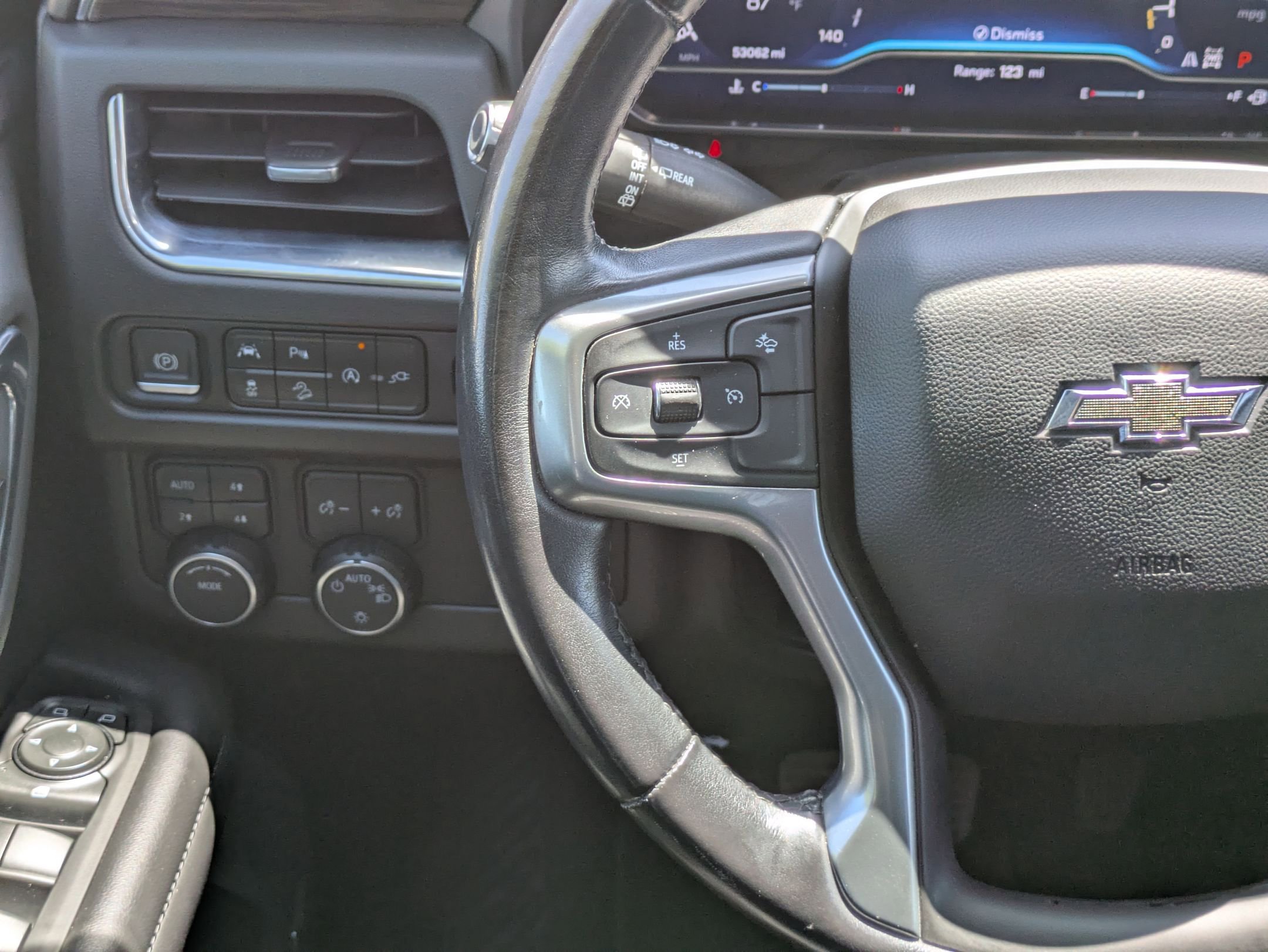 2022 Chevrolet Tahoe Z71 photo 21