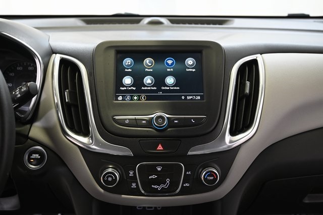 2019 Chevrolet Equinox LS photo 4