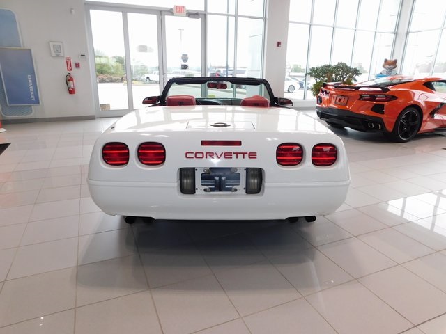 1991 Chevrolet Corvette Base photo 3