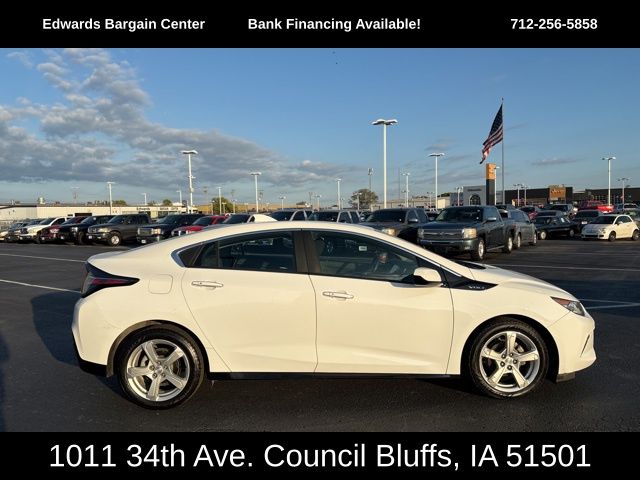 2018 Chevrolet Volt LT's photo