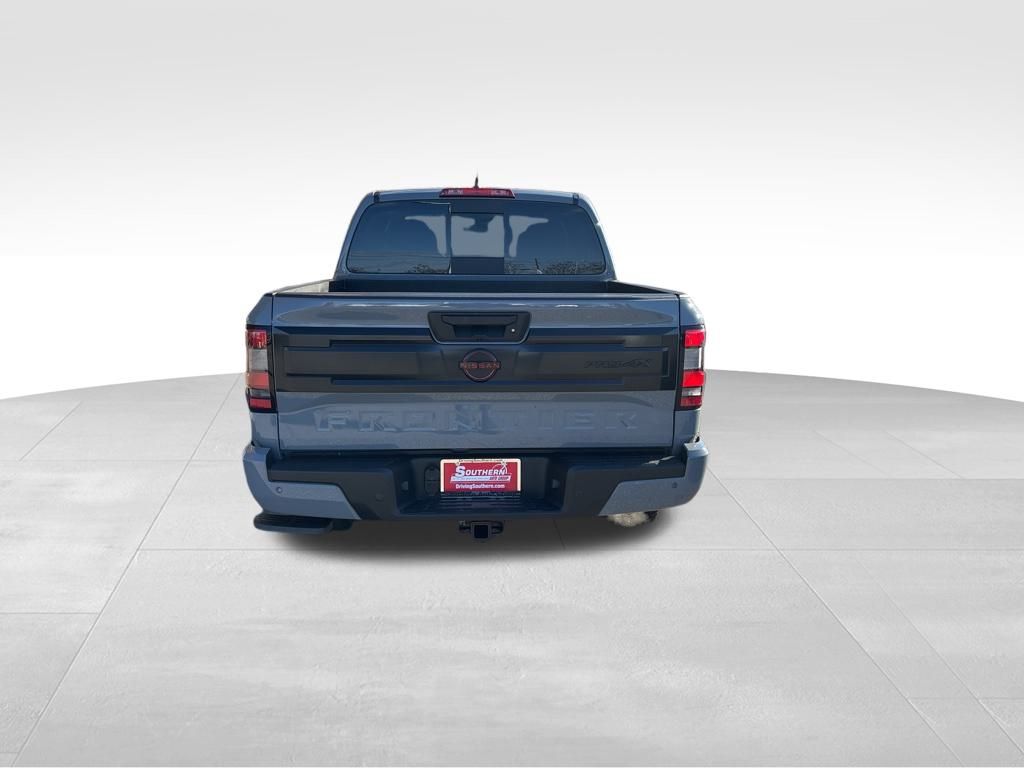 2026 Nissan Frontier Crew Cab PRO-4X photo 3