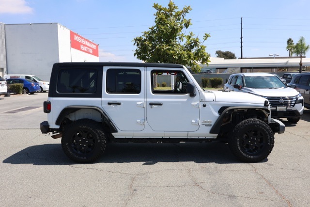 2019 Jeep Wrangler Unlimited Sport S photo 2