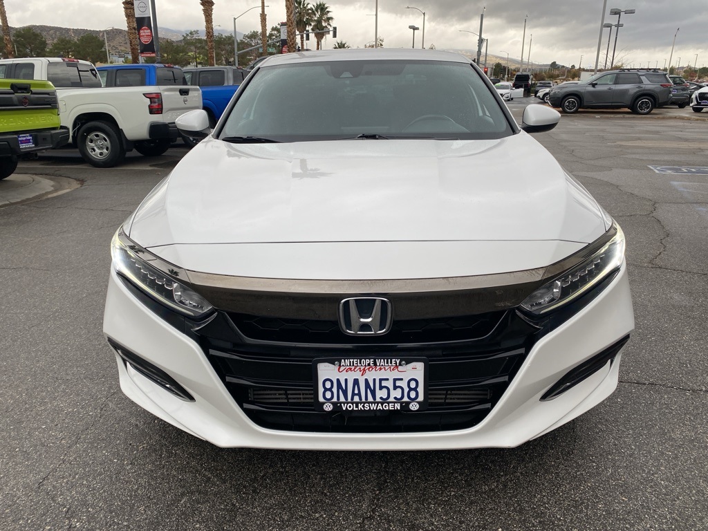 2018 Honda Accord Sport photo 2