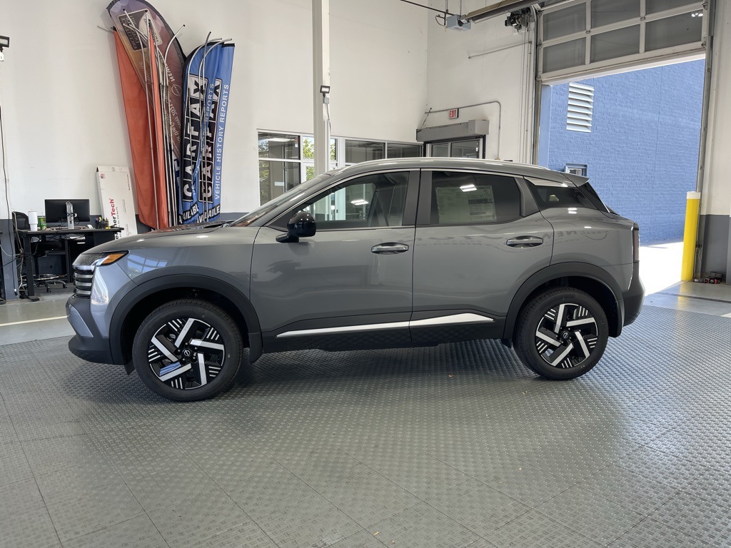 2026 Nissan Kicks SV photo 3