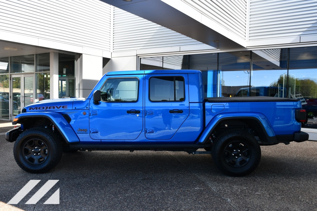 2022 Jeep Gladiator Mojave photo 2