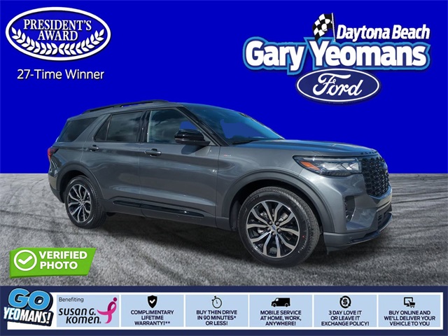 2026 Ford Explorer ST-LINE's photo