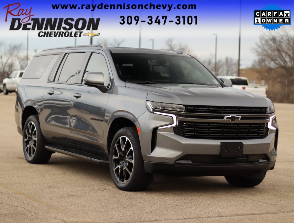 2022 Chevrolet Suburban RST's photo