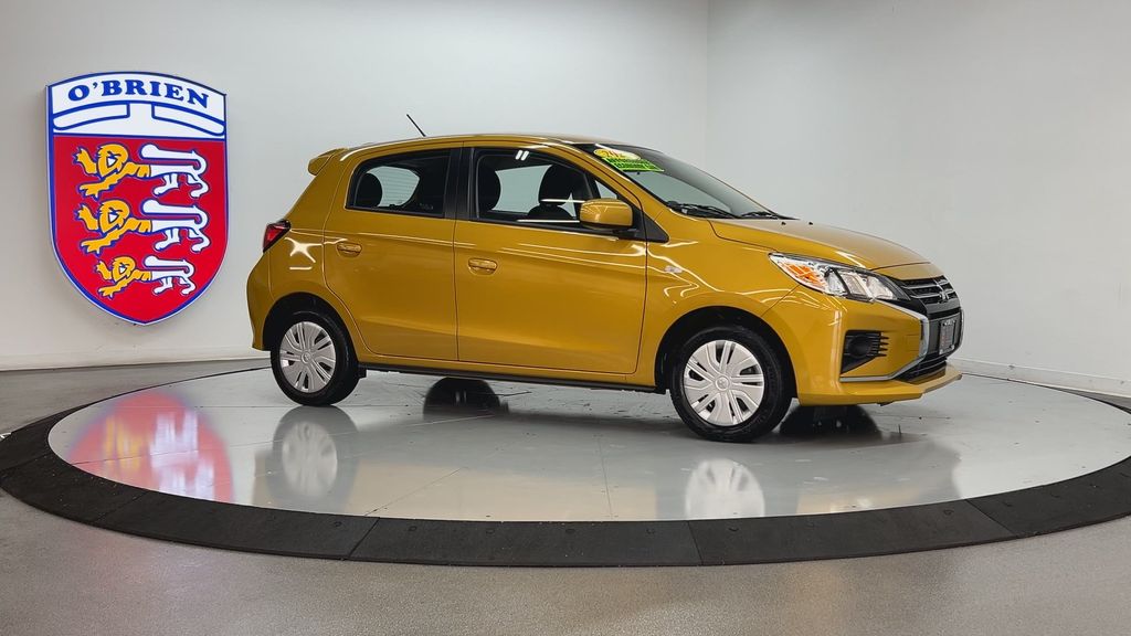 2024 Mitsubishi Mirage ES photo 3