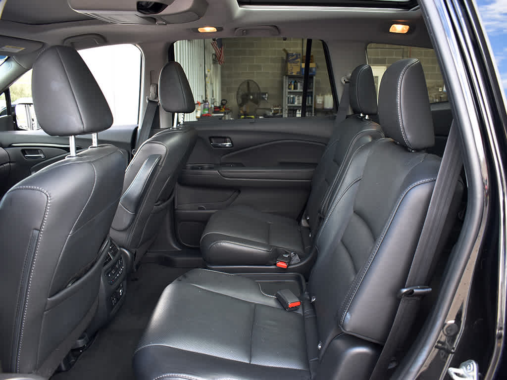 2021 Honda Pilot Elite photo 6