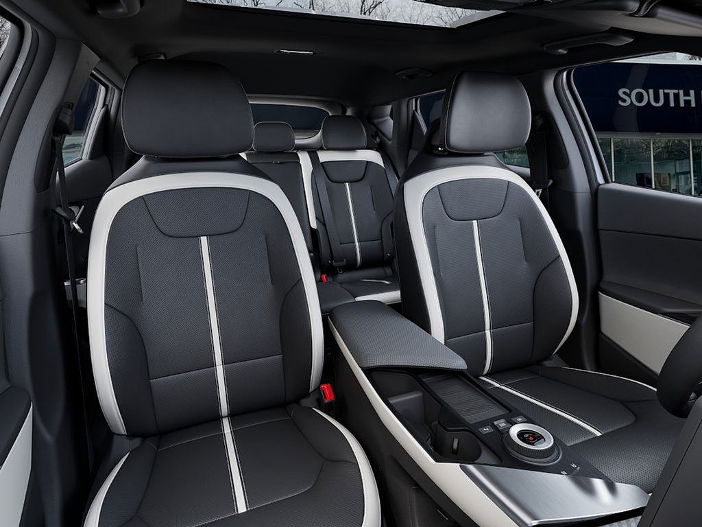 2025 Kia EV6 GT-Line photo 13