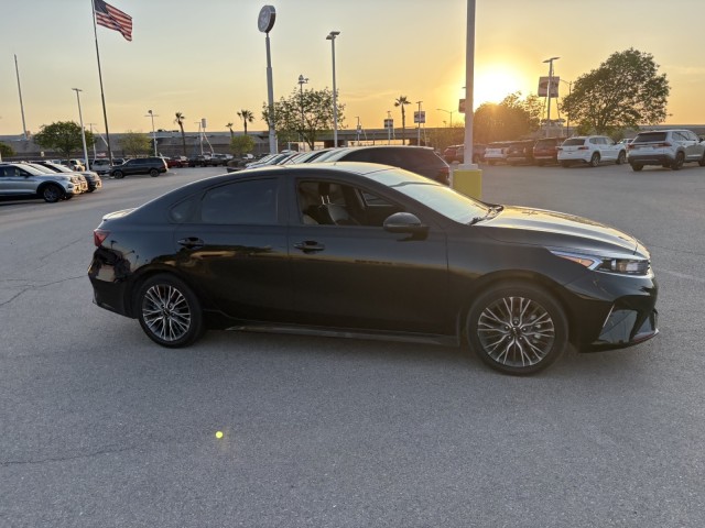 Used 2024  Kia GT-Line image 7