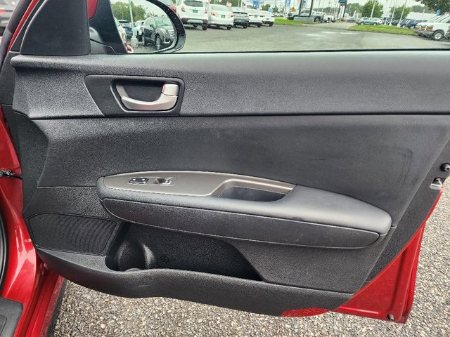 2019 Kia Optima S photo 18